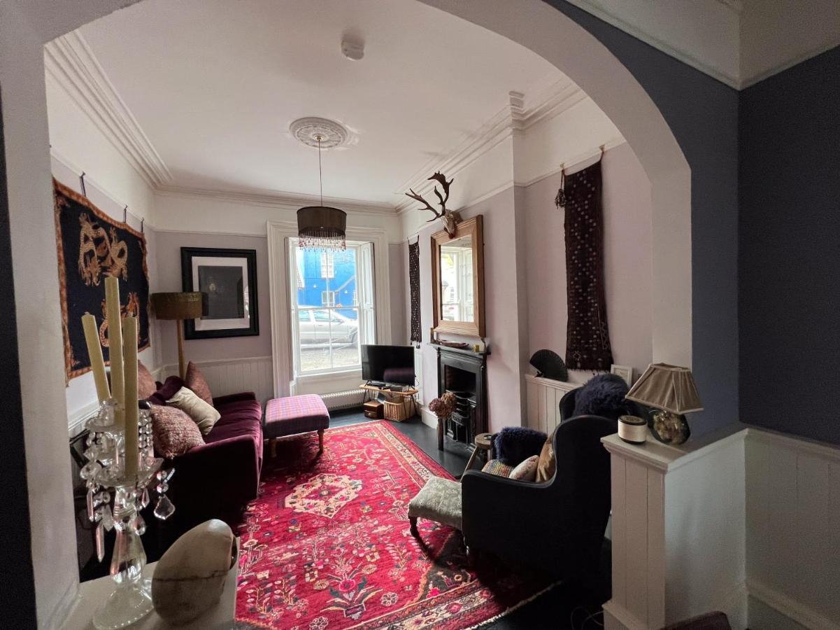 Killough Unique Townhouse With Large Garden Down To The Seaヴィラ エクステリア 写真