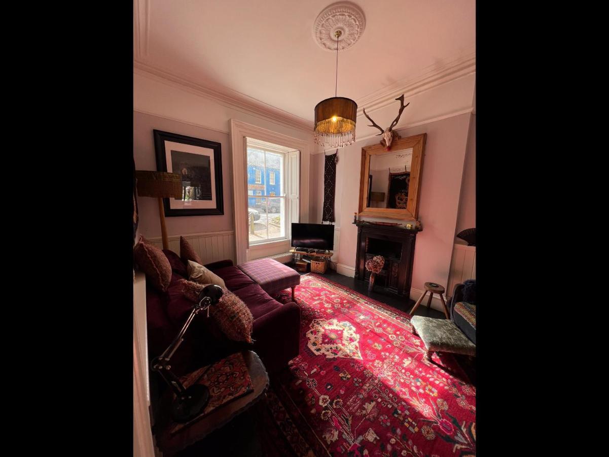 Killough Unique Townhouse With Large Garden Down To The Seaヴィラ エクステリア 写真