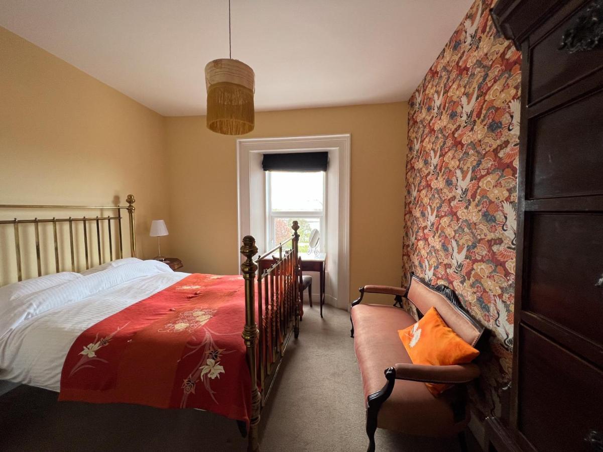 Killough Unique Townhouse With Large Garden Down To The Seaヴィラ エクステリア 写真