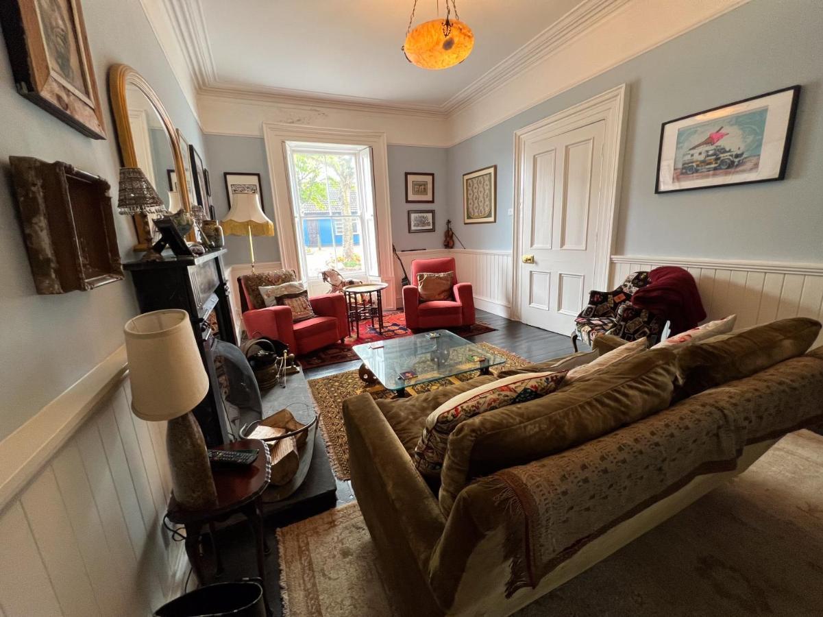 Killough Unique Townhouse With Large Garden Down To The Seaヴィラ エクステリア 写真