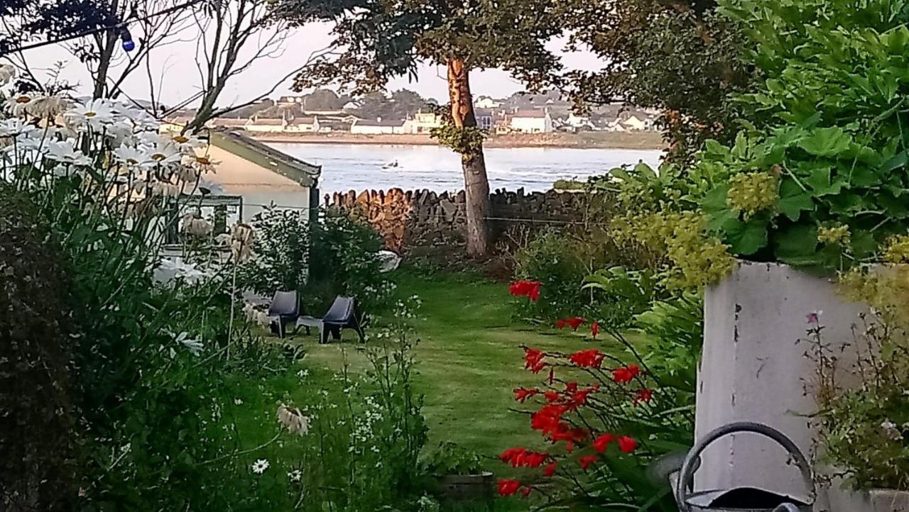 Killough Unique Townhouse With Large Garden Down To The Seaヴィラ エクステリア 写真